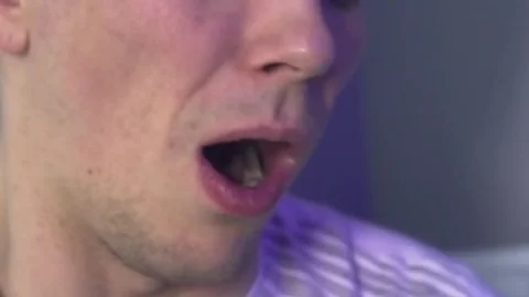 wazoo Controller - Ethan Chase & Morgan Blake Facial screw