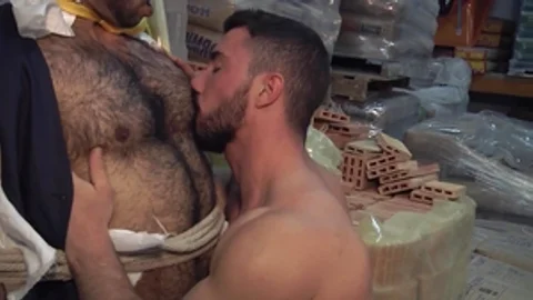 menatplay: Naked Marco dominates