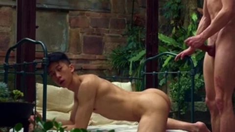 NextDoorHomemade: Latino Tyler Wu jerking big dick in shower