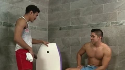Dylan Lucas: Amateur Mateo Fernandez jerking uncut cock