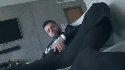 menatplay: Dark-Skinned Spaniard Fulfills Wet Dreams