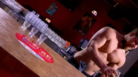 Maskurbate: Erotic Brad fucking