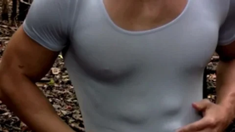 CumFu: Peter Le masturbation outdoors