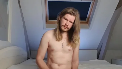AlternaDudes: Erotic uncut cock Duncan jack off