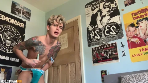Boynapped.com: Amateur Ryo Foxx pegging scene