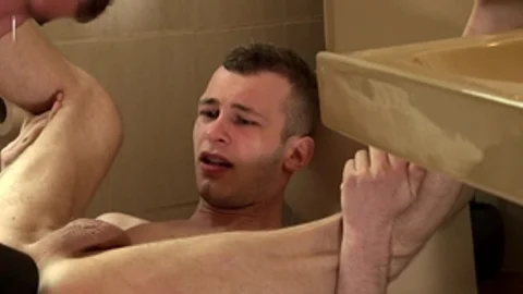 A Wet, Wild Night with Twisted Delights for Young Davey
