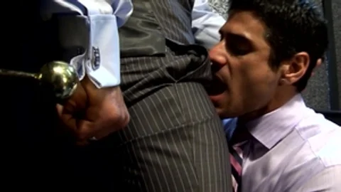 menatplay: Unleashing Desire in the Lift