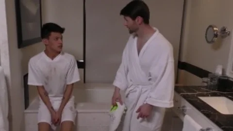 baths Time - Xander Brave, Dennis West butthole stab