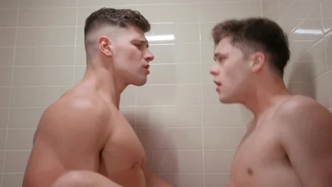 DrillMyHole - Troye Dean smashing muscle Malik Delgaty indoors
