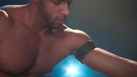 HotHouse.com: Bubble butt and young Sean Zevran kissing