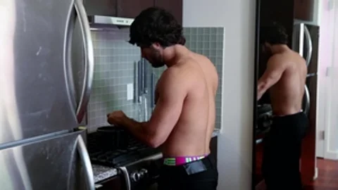 Men: Erik Bends Over for a Big Surprise