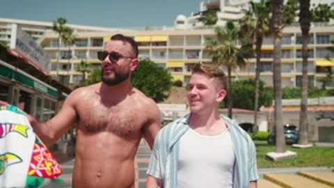ASGmax Originals: Biggest Beach Bulges in Spain