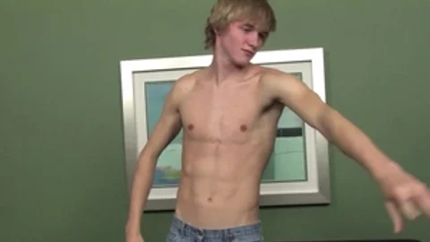 ChaosMen.com: Pretty hairy european blond hard in a truck