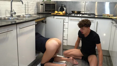 Brother Crush: Bubble Butt in Kitchen