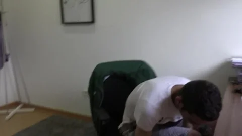 Czech chap makes some specie on the side