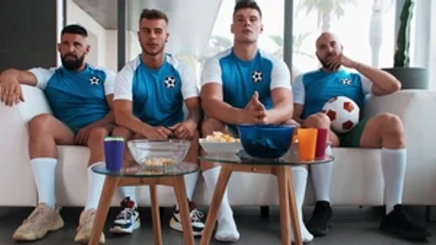Men: Doggystyle Busted by Pals