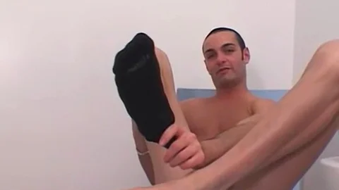 FootFriends.com: Trimmed british cleanest masturbation