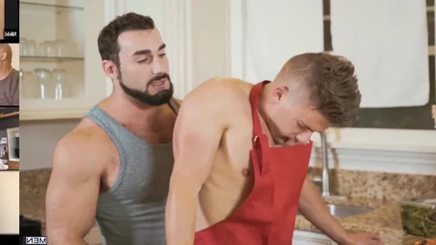 GodsOfMen.com: Marc MacNamara receiving facial scene