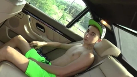 East Boys - Super cute gay really likes hard pounding