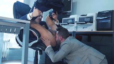 menatplay: A Surprising Valentine's Twist