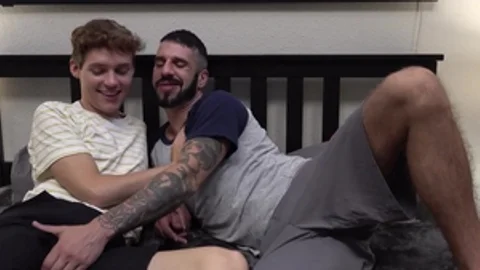 Twinkloads - Bulge Jack Bailey experience moaning in hotel